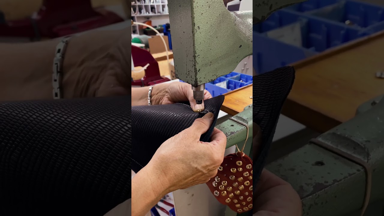 Un jour à l’Atelier 🪡 - Maroquinerie Renouard