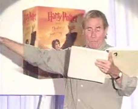 Jim Dale reads Harry Potter in B&N party [Part 4 o...