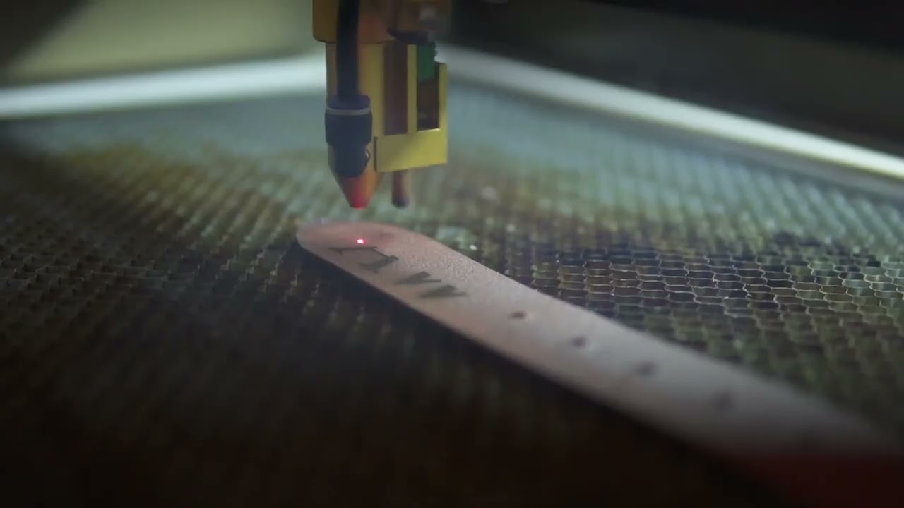 Robest's Custom Engraved Leather Belts | Find Your Perfect Match in 6 Stunning Colors