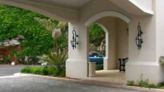Tucker's Point Entry Way.MOV