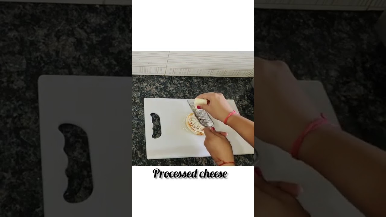 cheesy mini pizza without oven