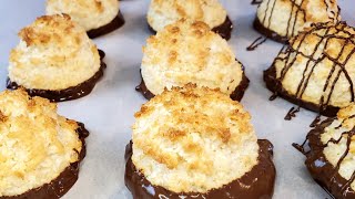 Soft and Chewy Coconut Macaroons