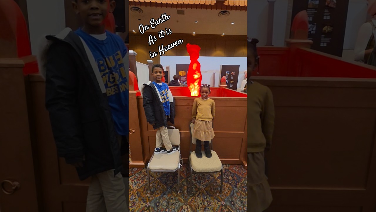 После церковной службы узнайте больше о Скинии. 