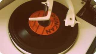 Video thumbnail of "Wasted Days and Wasted Nights - Freddy Fender - DUNCAN label 1959"