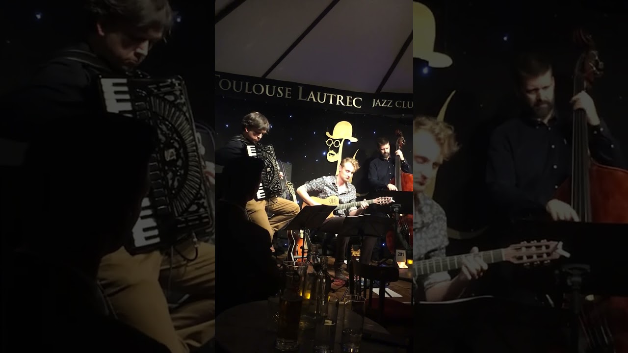 Guarda Waltz For Nicky - Guitar Solo - Harry Diplock, Mike Guy, Eric Guy, Chris Nickolls su YouTube Guarda Waltz For Nicky - Guitar Solo - Harry Diplock, Mike Guy, Eric Guy, Chris Nickolls su YouTube