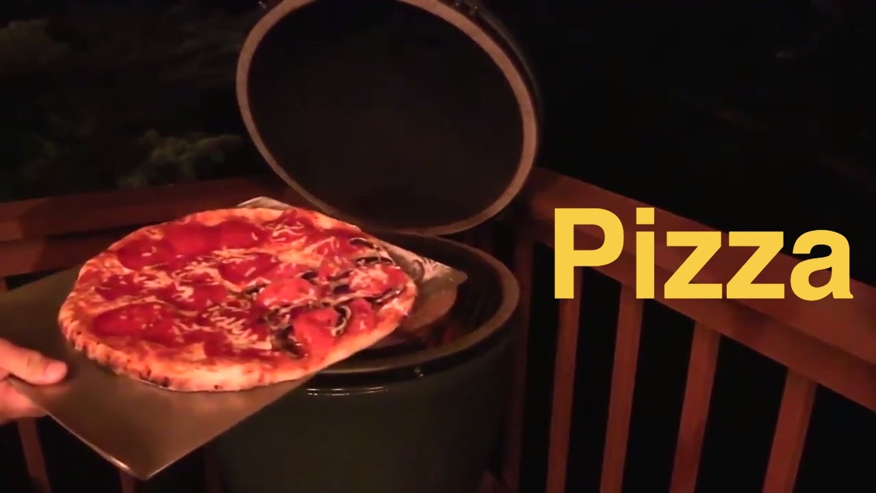 Pizza cooking Big Green Egg my own recipe - YouTube