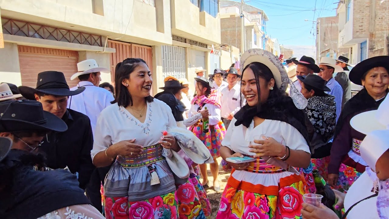 INCONFUNDIBLES DE AYACUCHO 2025 - Santiagos de Rosita de Huaribamba