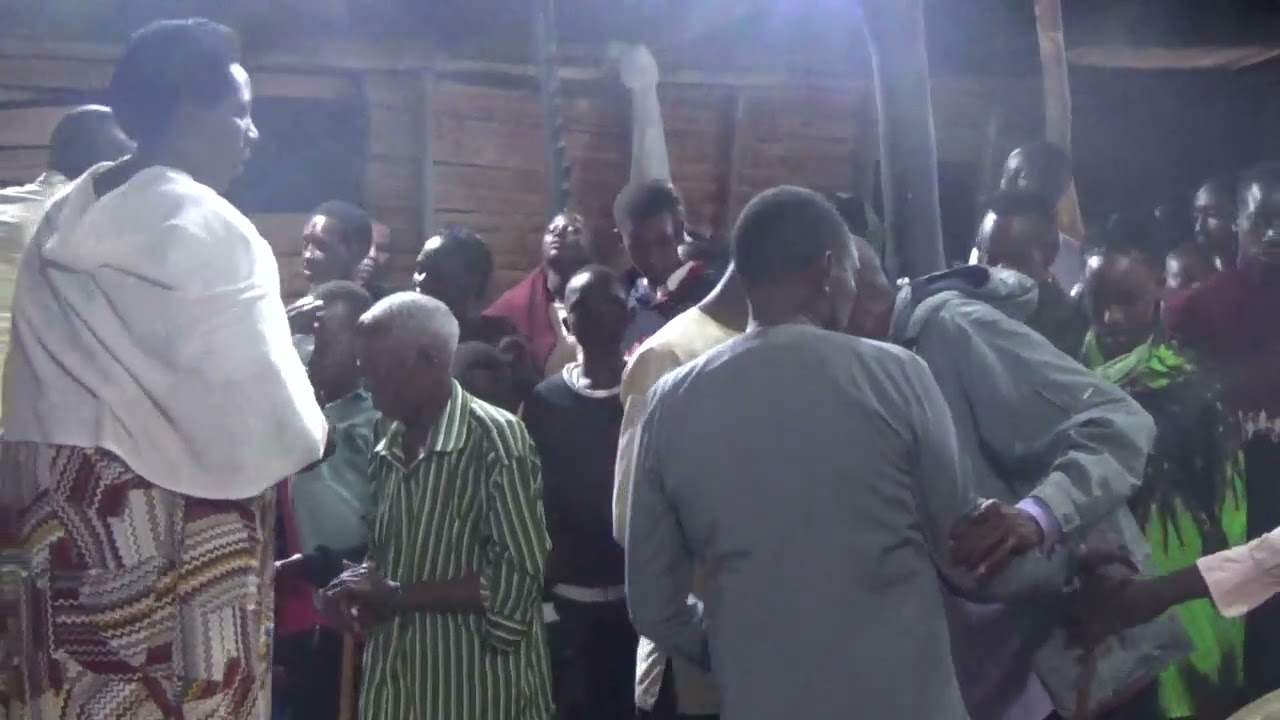 OKUSIGIBWA AMAFUTA  KU VICTORY