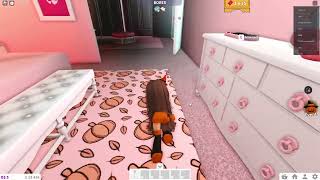 Family Roleplay Tutorial On Bloxburg: How To Turn Yourself Into A Baby? Change Your Age!