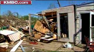 Wichita-Area Storm Victims Pick Up Pieces