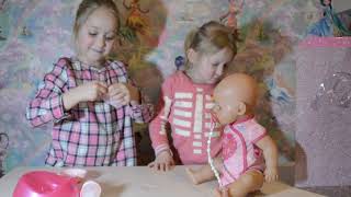 Настя и Лида открывают нового бэби борна. Nastya and Lida open a new baby born - Видео от NastyaLida