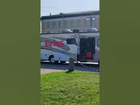 Бар на колесах 🍸 бар автобус 🚌 пати бас - YouTube