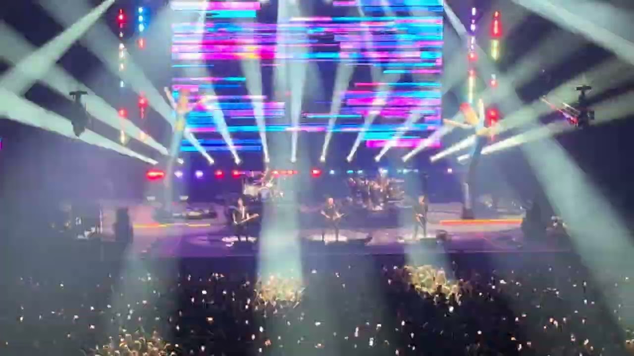 The Offspring - Pretty Fly For A White Guy live in Sydney 11/05/2025 (Qudos Bank Arena)