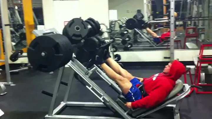 NPC Bodybuilder Jarrod Jenkins 1,280lb. Leg Press ...