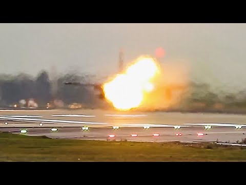 Fighter Jet Takeoff Goes Wrong