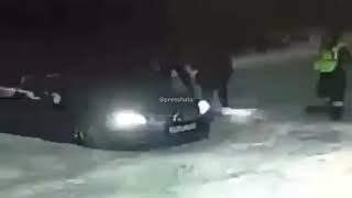Типичное поведение российского правоохранителя

В Томске автоинспектор стал свидетелем пьяной драки
