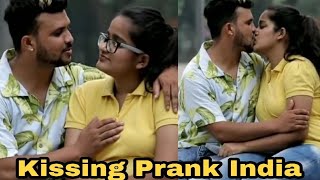 Kissing Prank In India (Part 2 2020) | Gold Gigger Prank In India | currept voice 2.0 720p!!