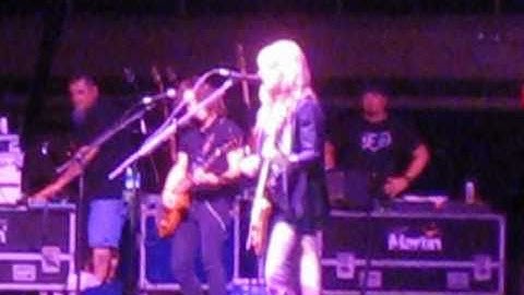 Orianthi in Hawaii performing "According To You"