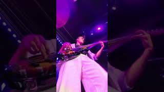 Heres our extended ending of this iconic song 🔥 #shorts #bassplayer #basslessons