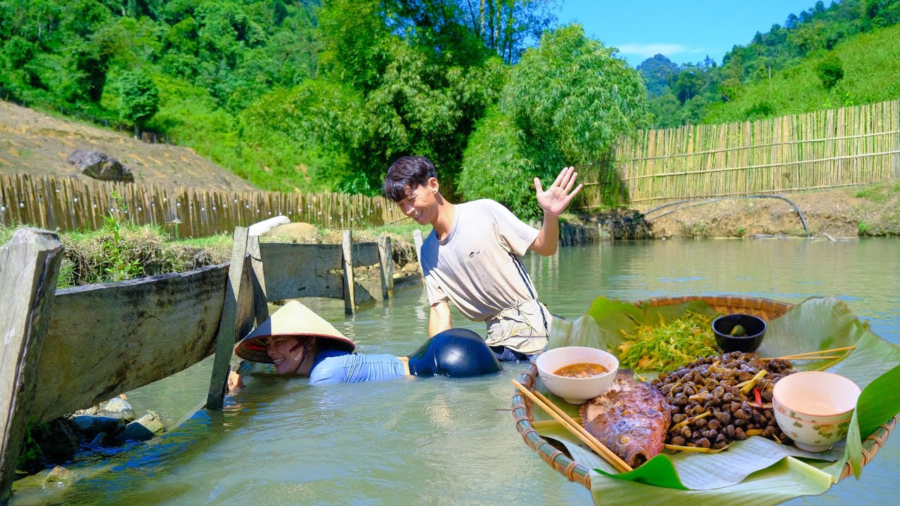 4 года жизни за пределами сети: сбор цветов папайи, рыба, улитки, садоводство, совместная готовка.