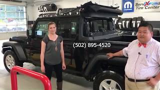 How to Remove a 2019 Jeep Gladiator Soft Top