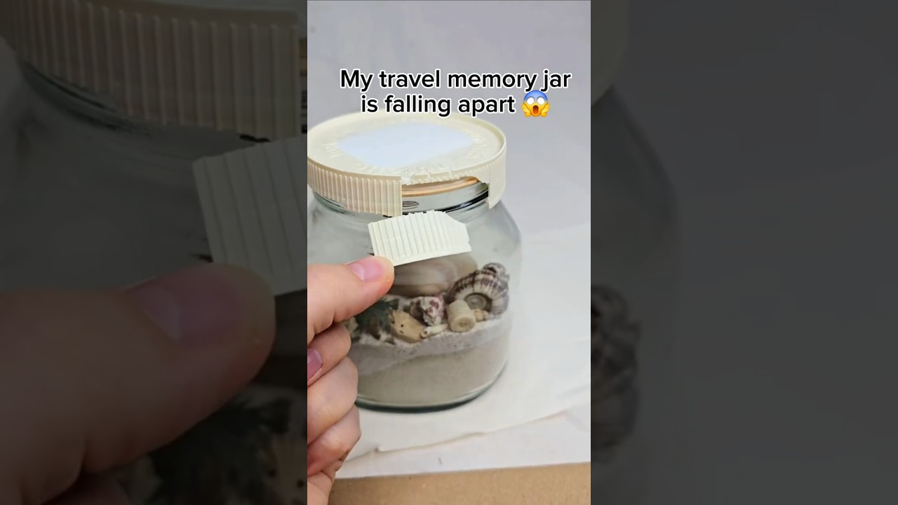 My travel memory jars are falling apart 😱🛩