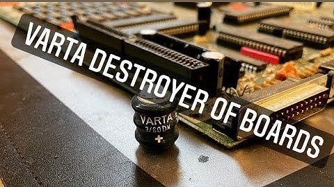 Commodore Amiga 2000 Varta Battery Removal Part 1