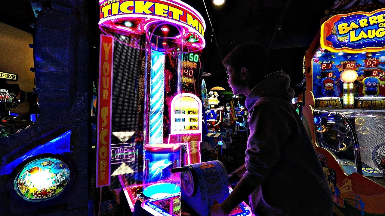 Hal's Ticket Mine Arcade Game - Family Fun Gaming Center! アーケードゲーム