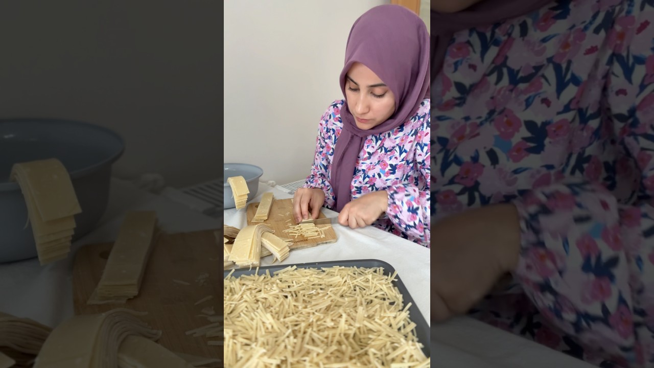 Erişte kesimi. Detaylı tarif video kısımda☺️ #yemektarifleri #yemek
