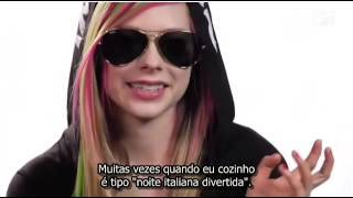 Avril Lavigne - MTV Buzzworthy 2011 (Legendado) Part II