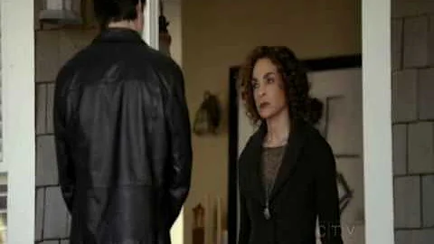 Vampire Diaries - Damon Salvatore beaten by Sheila...