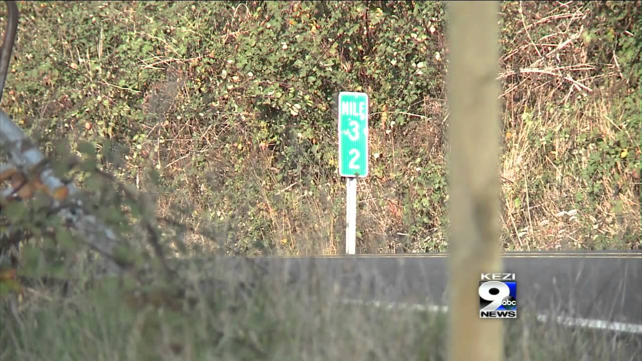 County Holds Territorial Hwy. Open House