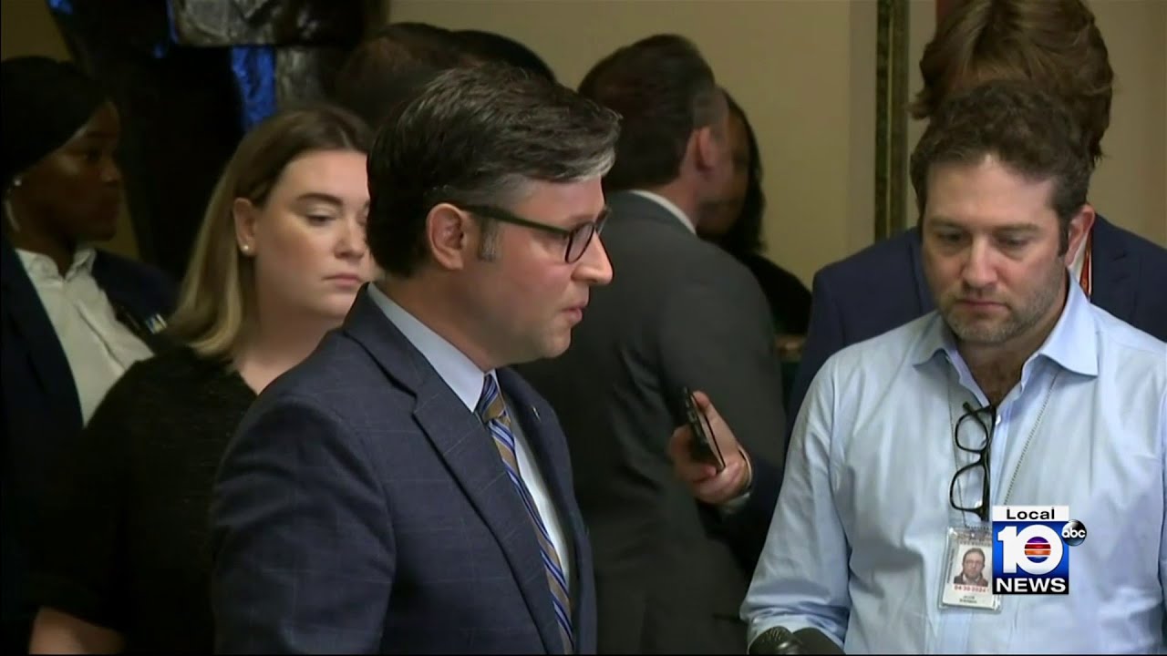 Biden, Mike Johnson meet at the White House to discuss aid for Israel ...