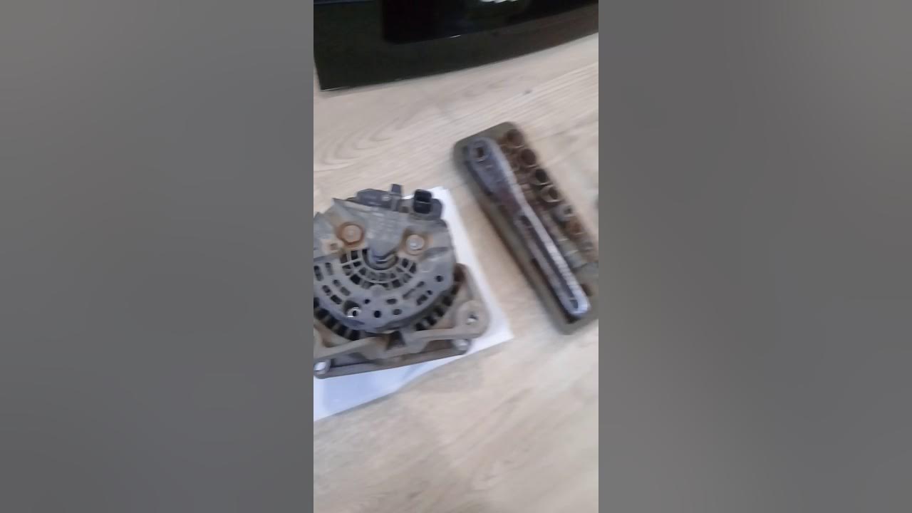 опель астра пропала зарядка