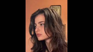 Nerden Düştüm Ben Bu Aşka Görmeseydim Seni Keşke