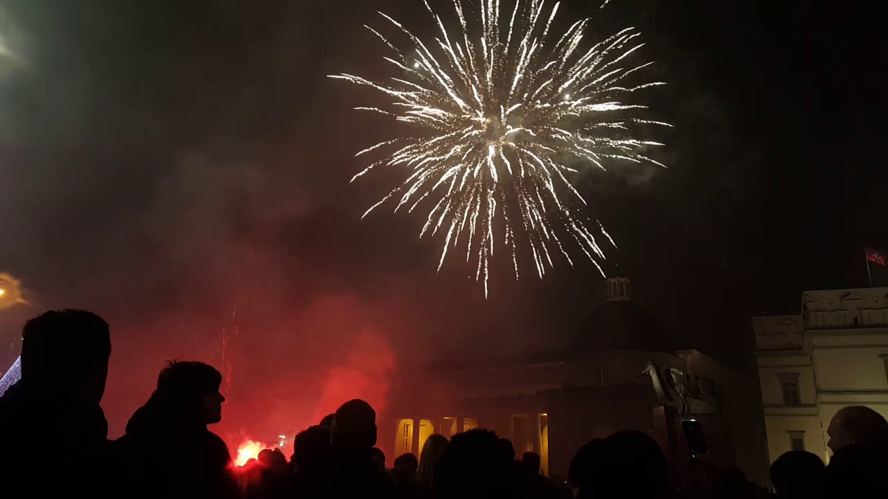 New Years 2017 Fireworks Vilnius, Lithuania  01/01/2017