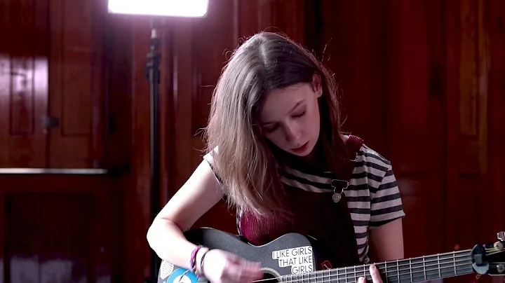Don't Panic (live acoustic) - Hannah Jane Butterfi...