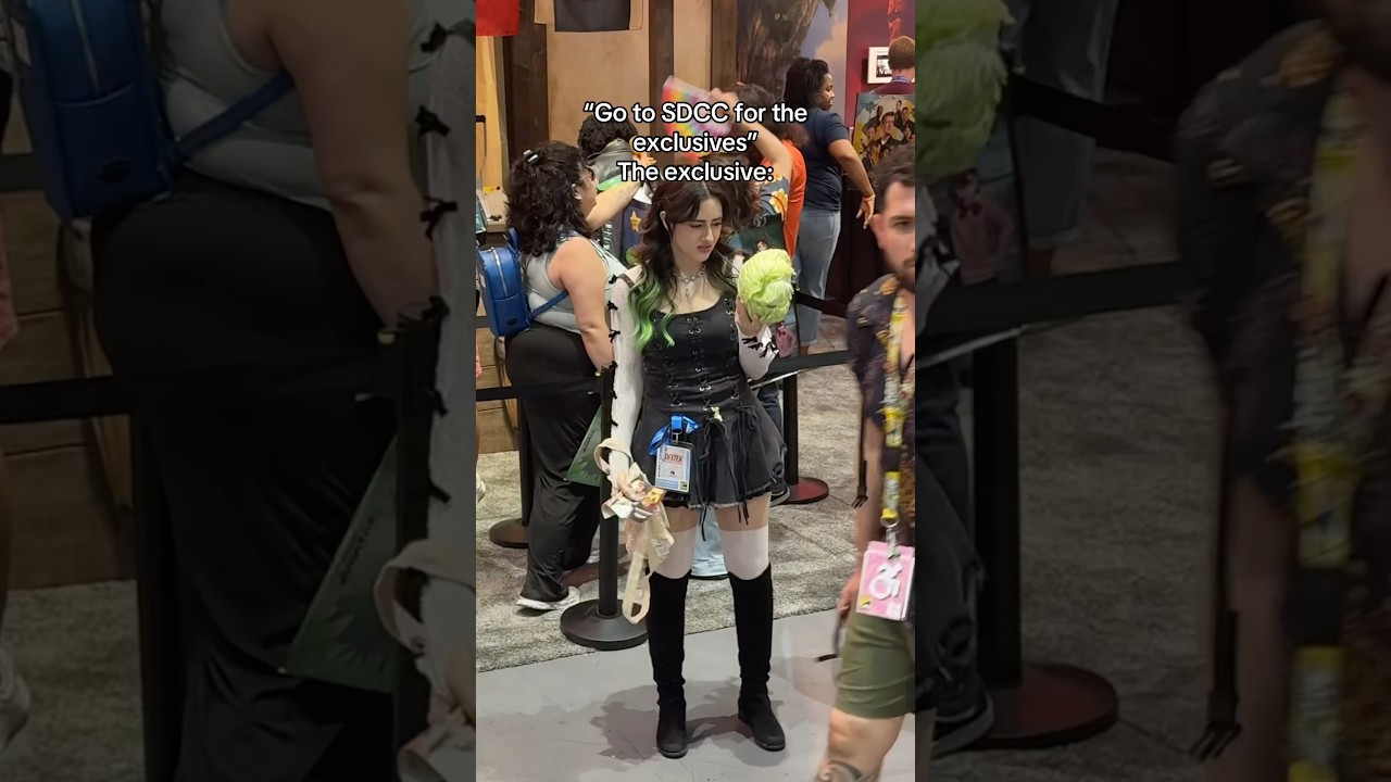 What do I do with it @Nickelodeon @AvatarLegends #avatar #sdcc #avatarthelastairbender