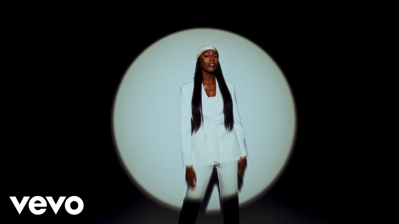 Ariel Fitz-Patrick - Who Do You Love (Official Music Video) Ariel Fitz-Patrick - Who Do You Love (Official Music Video)
