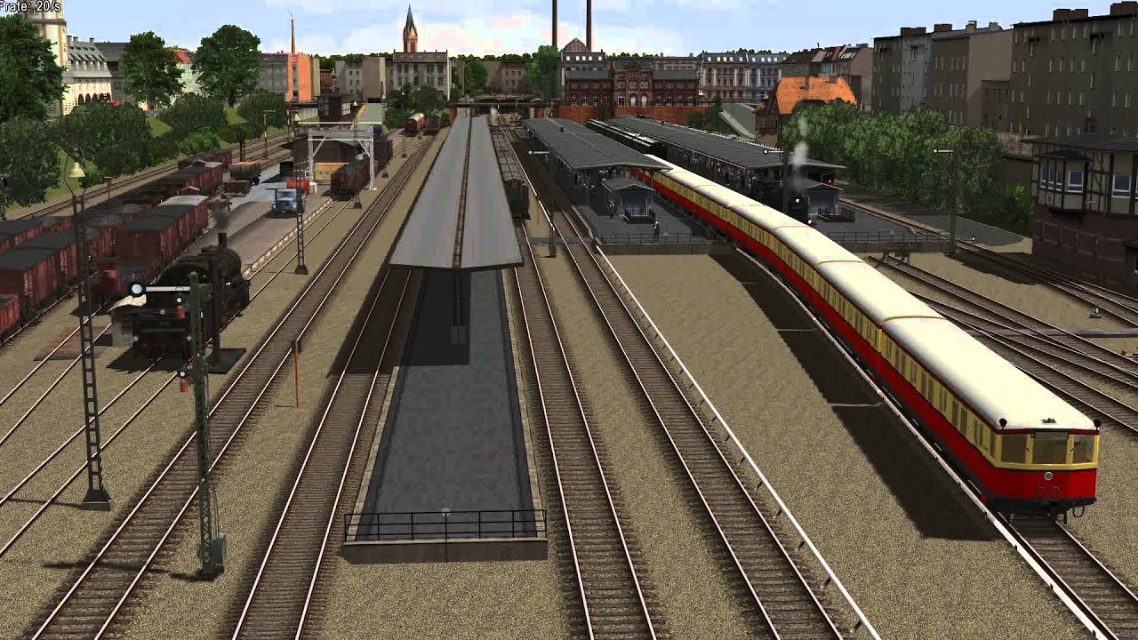 Berlin Westend - Betrieb im Bahnhof