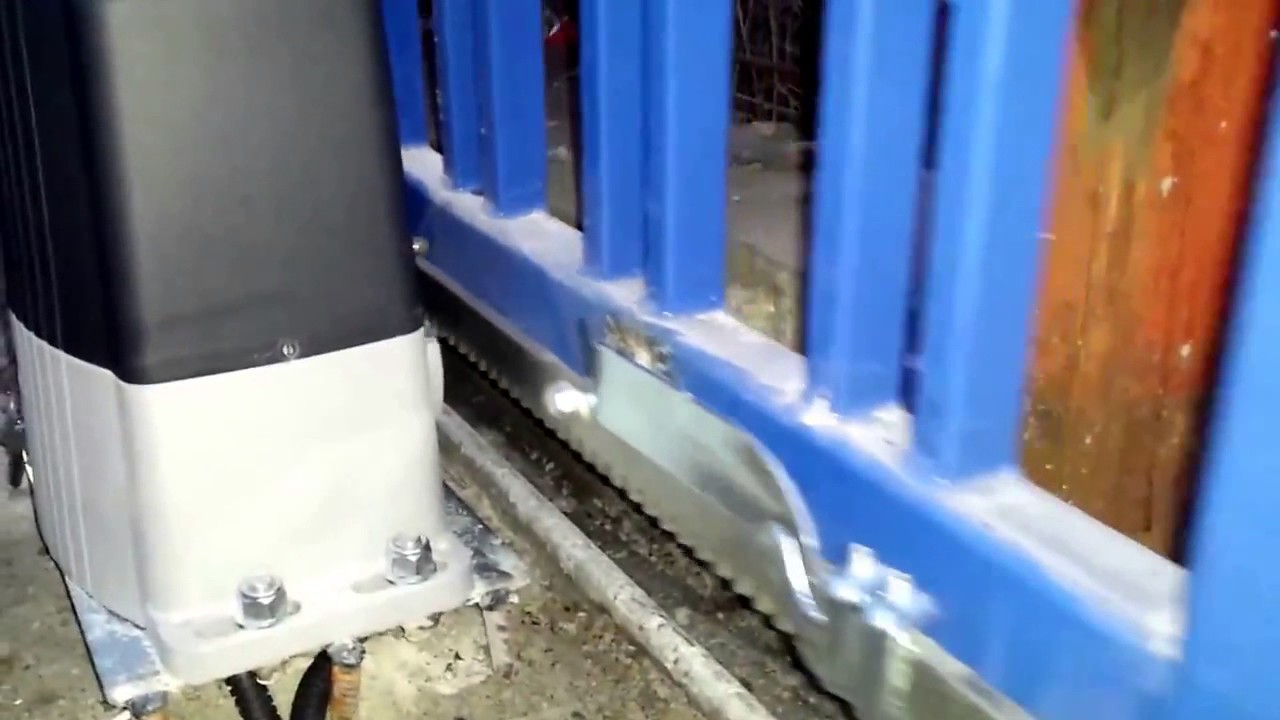 Автоматический привод для промышленных откатных ворот NICE THOR в составе комплекта THOR 1500 FLOR