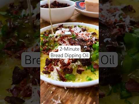 2-Minute Olive Oil Bread Dip! (Bread Dipping Oil!) #oliveoil #shorts