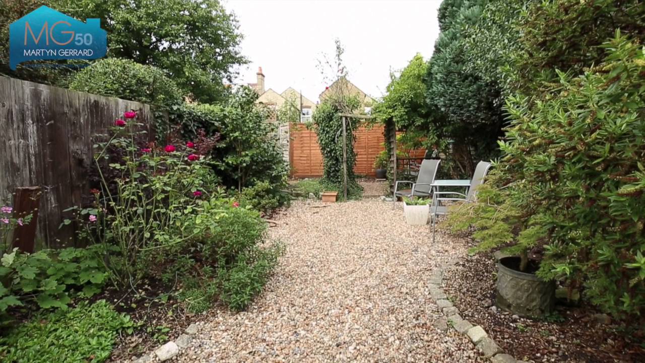 Carnarvon Road, High EN5 YouTube