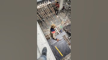 cách đóng cốt pha cầu thang chiếu nghỉ ba vế