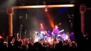 Mushroomhead - Sun Doesn't Rise (Live at Santa Ana 4/16/11) (HD)