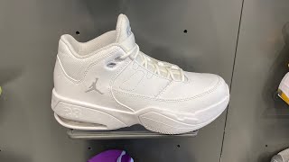jordan max aura silver