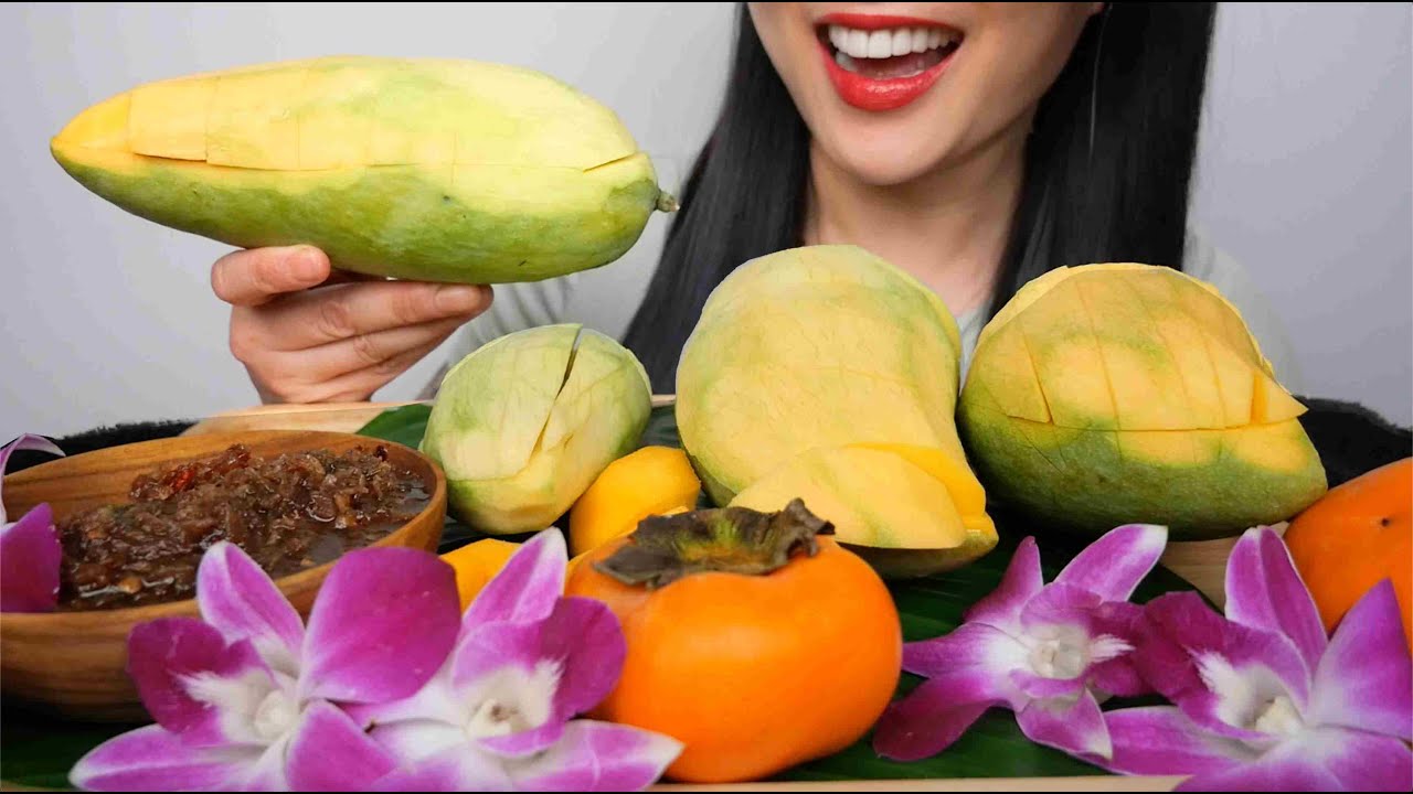 FRESH MANGO (ASMR EATING SOUNDS) NO TALKING | SAS-ASMR