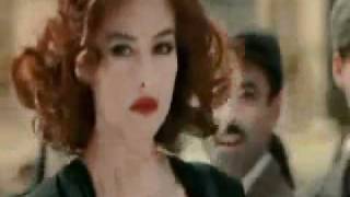 Julio Iglesias - Esta Cobardia- (Monica Bellucci)