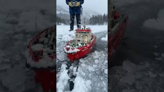 Miniature RC Icebreaker Crushing Through Frozen Water#shorts #boat#rc