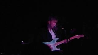 Sam Fender - Hold Out (Live at the Maze, Berlin 13/10/2017) chords